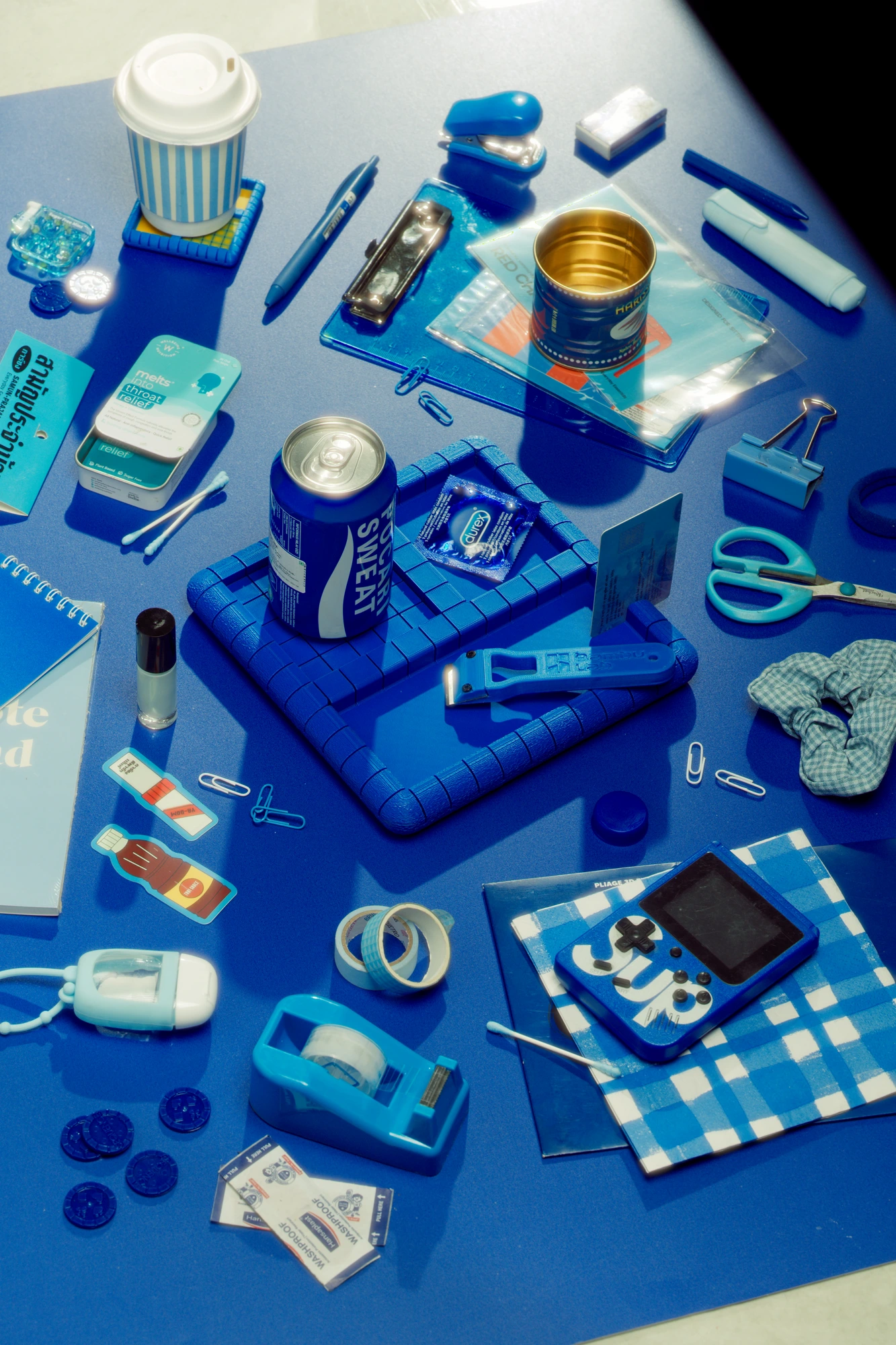 BLUE