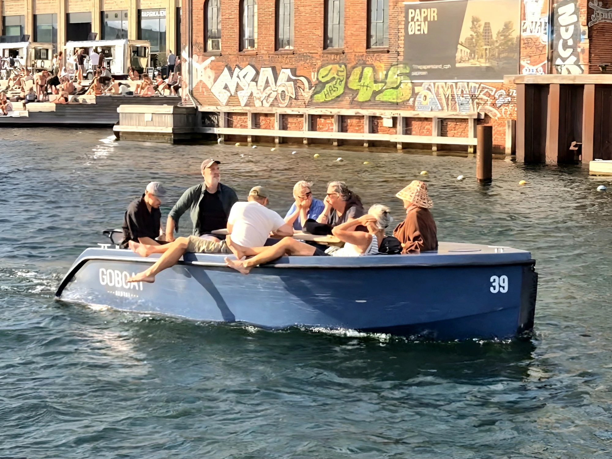 GoBoat harbour picnic