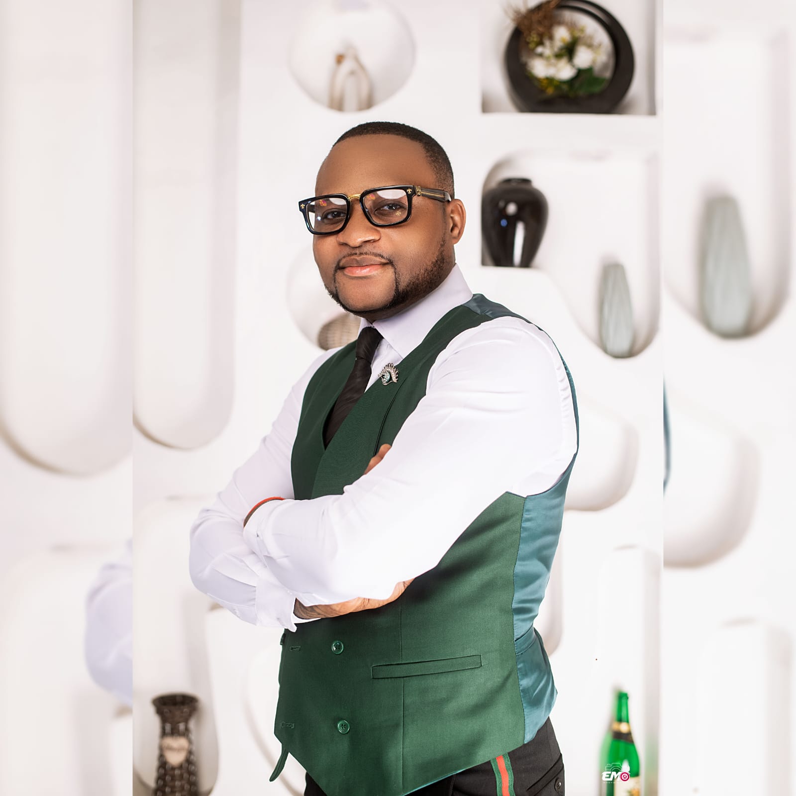 Réel Mambe Mola