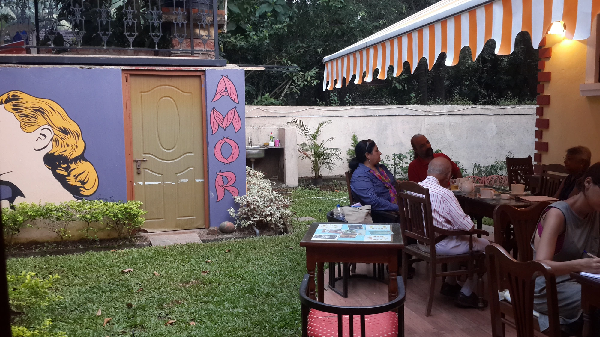 Garden with Amor mural