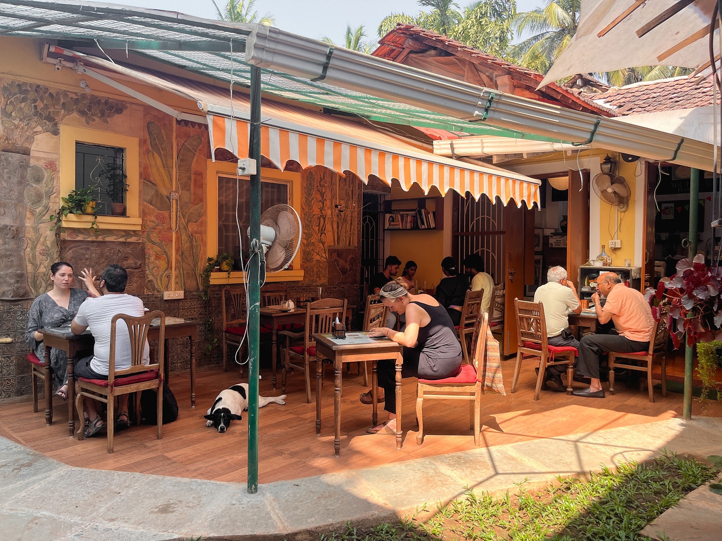 Cafe