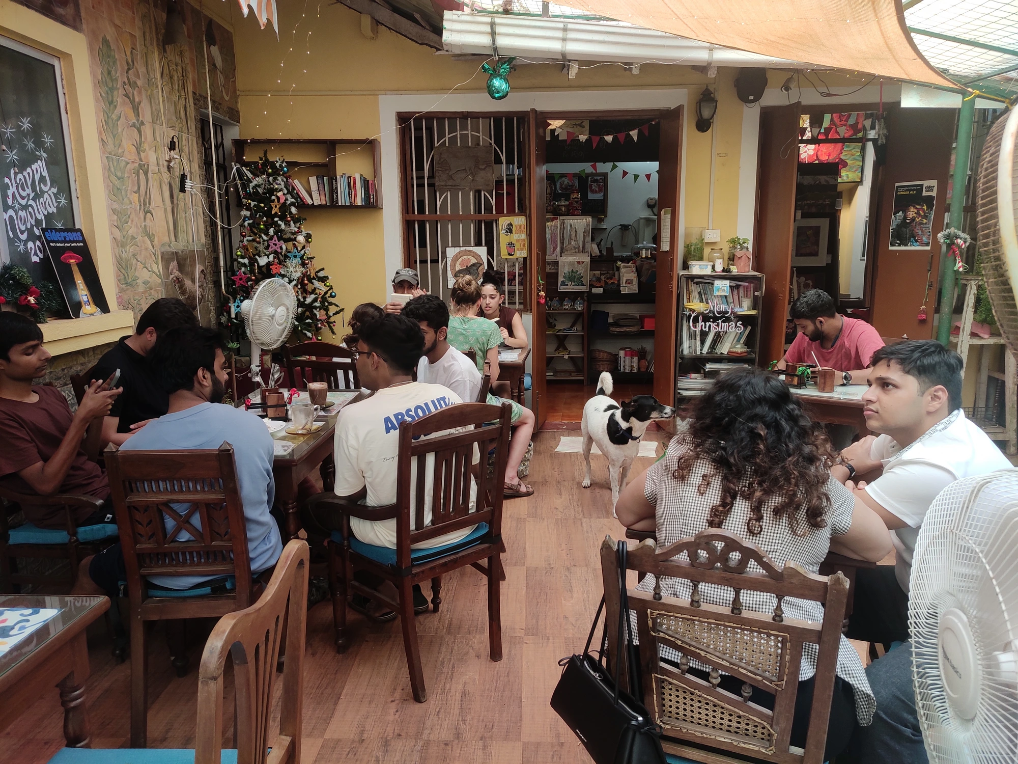 Garden dining