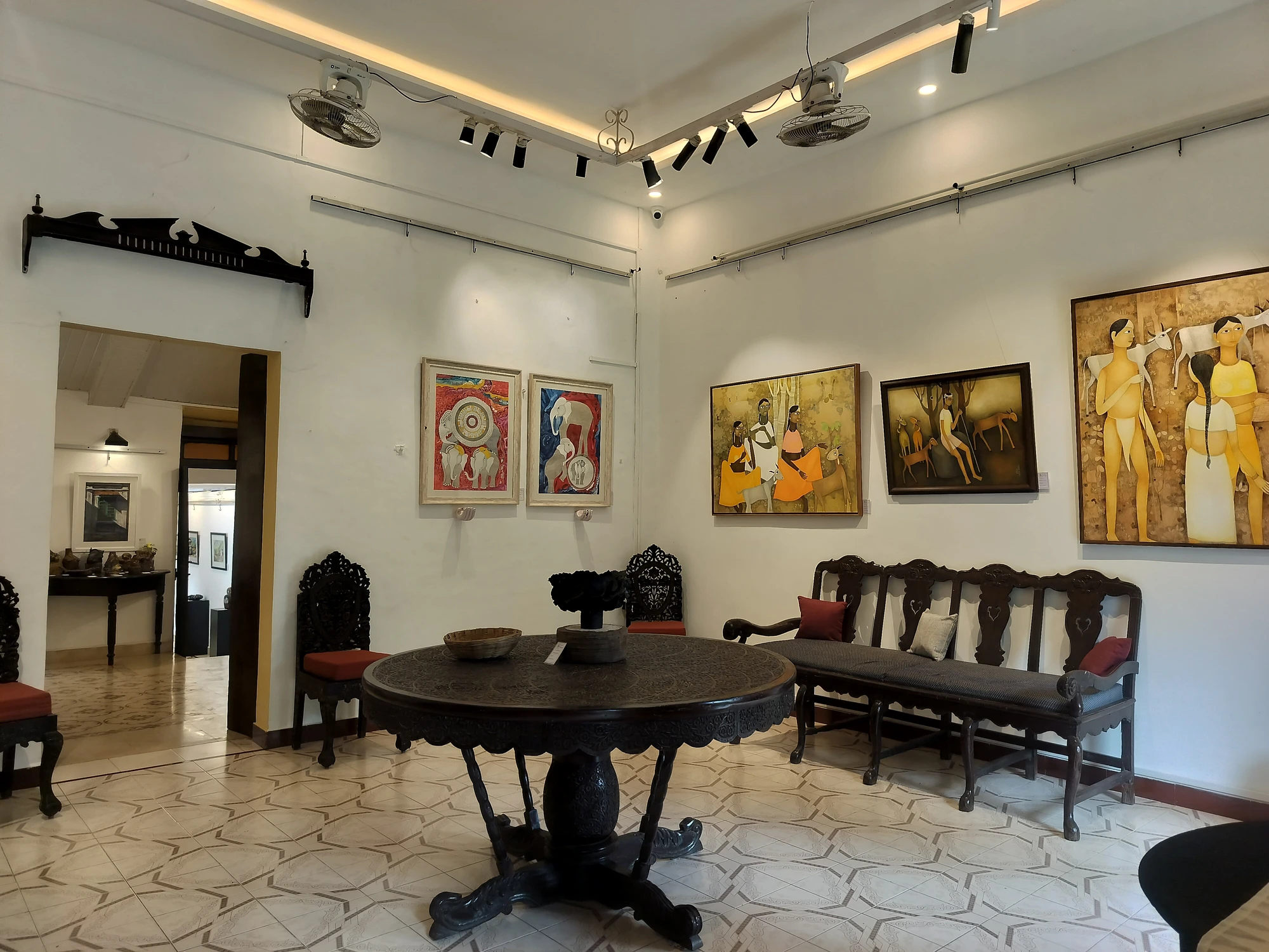 Carpe Diem's In-House Collection · view 5