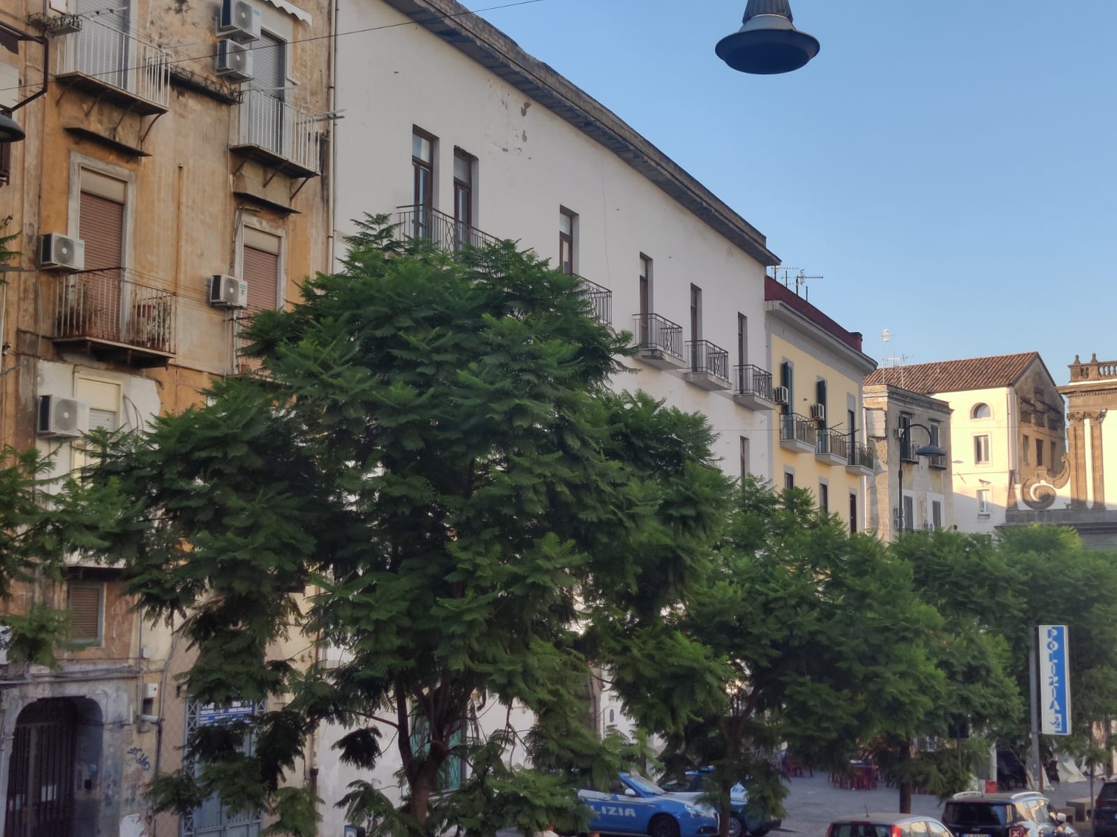 Il quartiere — I Colori del Golfo, Napoli